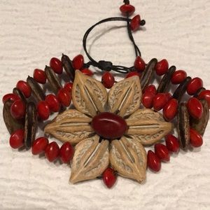 Cat’s Class Botanical Bracelet from the Amazon